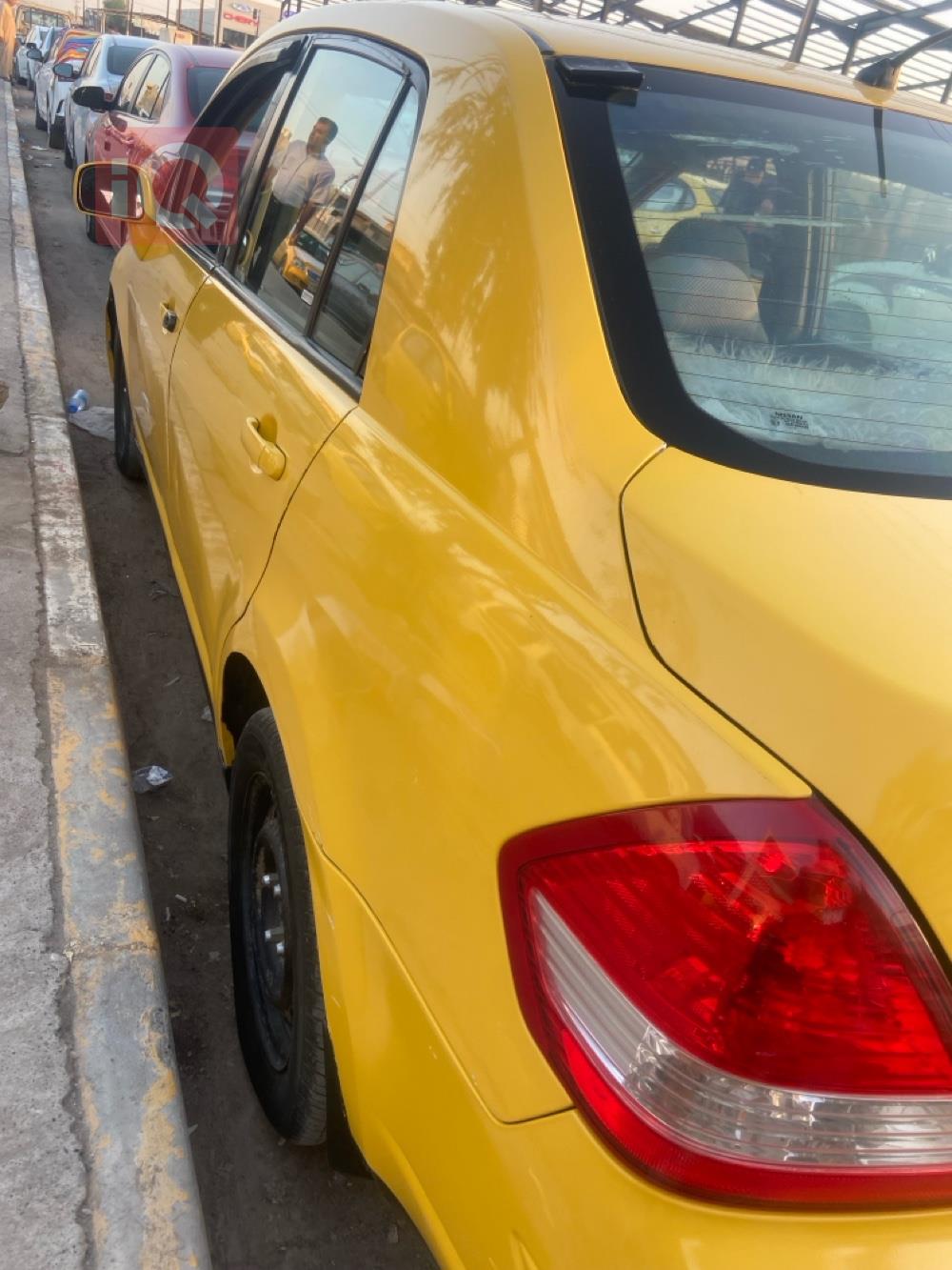 نیسان ڤێرسا